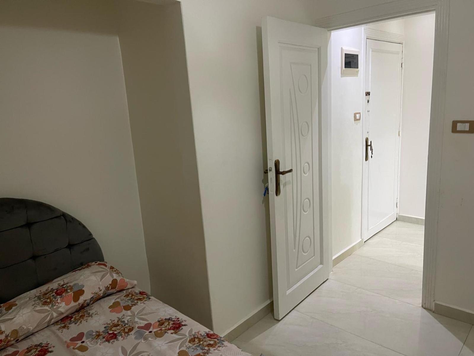 Apartment Maamoura 2 *
